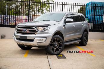 FORD EVEREST VAPOR BLACK MACHINED WITH DARK TINT
